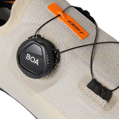 DMT KR30 Knit Road Cycling Shoes – Sand / Black